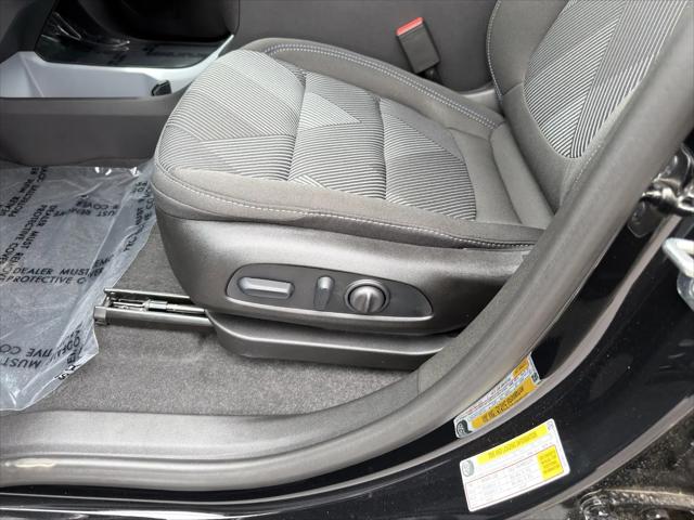 2027 Chevrolet Bolt LT FWD