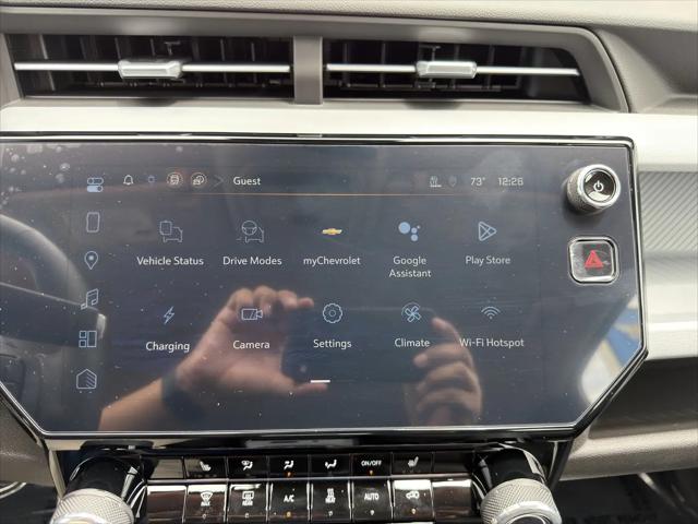 2027 Chevrolet Bolt LT FWD
