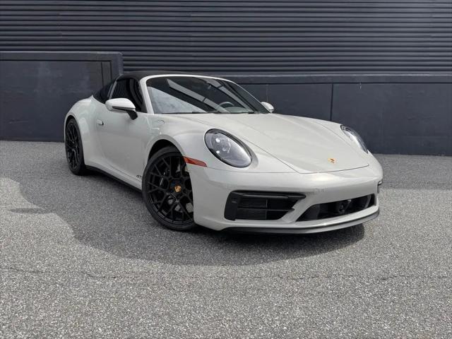 2022 Porsche 911 Targa 4 GTS