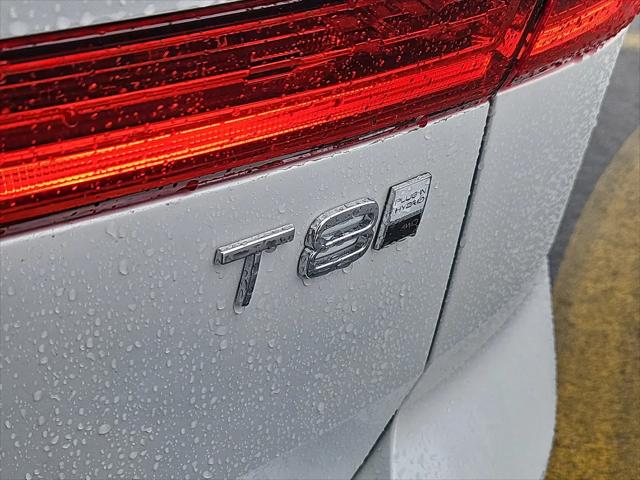 2025 Volvo XC60 Plug-In Hybrid Plus, T8 AWD Electric/Gasoline, Dark