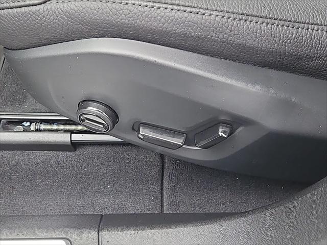 2025 Volvo XC60 Plug-In Hybrid Plus, T8 AWD Electric/Gasoline, Dark