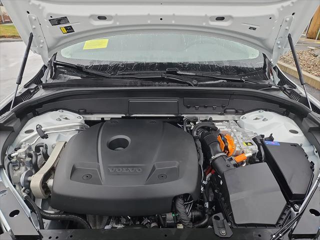 2025 Volvo XC60 Plug-In Hybrid Plus, T8 AWD Electric/Gasoline, Dark