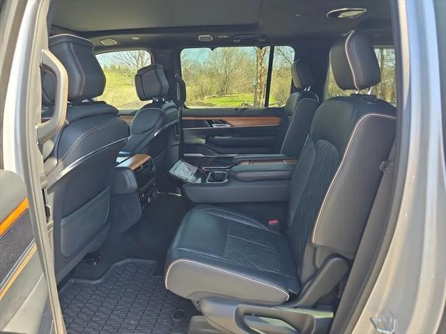 2024 Jeep Grand Wagoneer L Series III 4x4