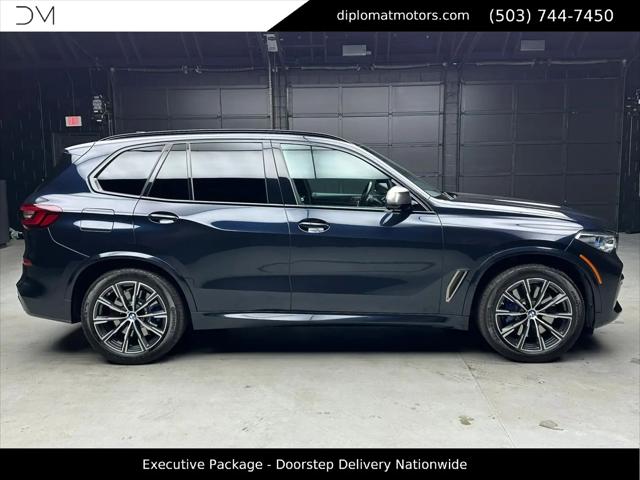 2022 BMW X5 M50i