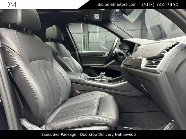 2022 BMW X5 M50i