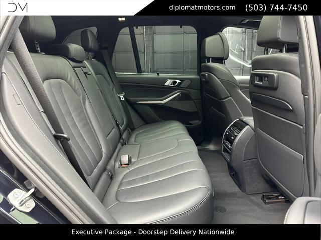 2022 BMW X5 M50i