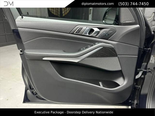 2022 BMW X5 M50i