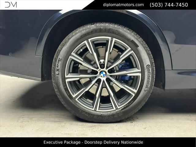2022 BMW X5 M50i
