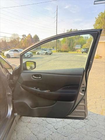 2021 Nissan LEAF SV 40 kWh