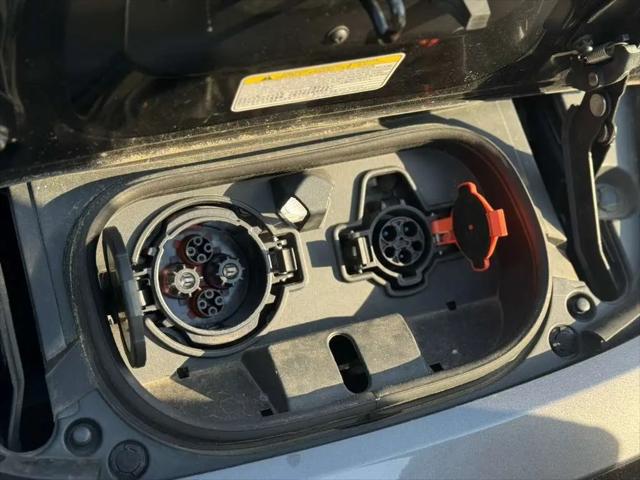 2021 Nissan LEAF SV 40 kWh