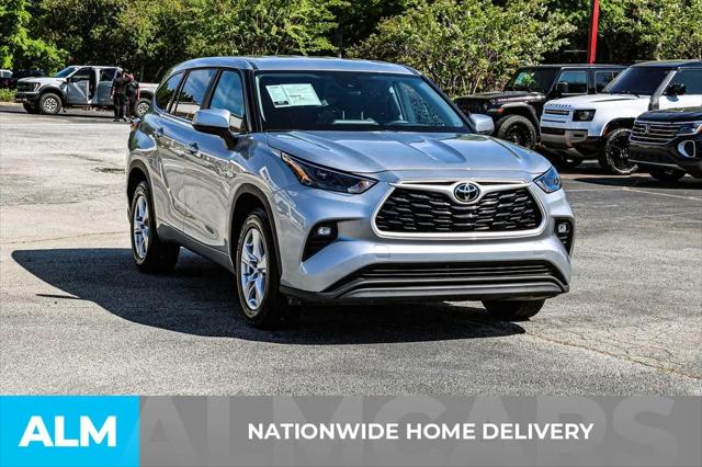 2025 Toyota Highlander LE