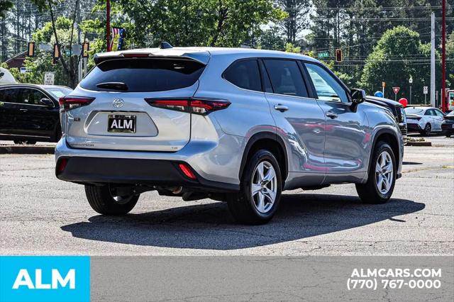 2025 Toyota Highlander LE