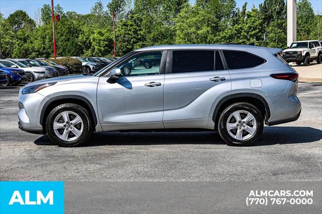 2025 Toyota Highlander LE