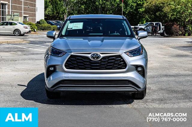2025 Toyota Highlander LE