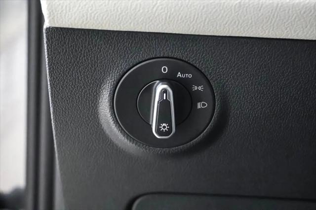 2026 Volkswagen Taos SEL