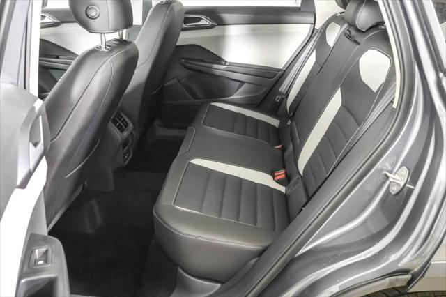 2026 Volkswagen Taos SEL
