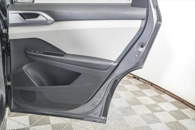 2026 Volkswagen Taos SEL