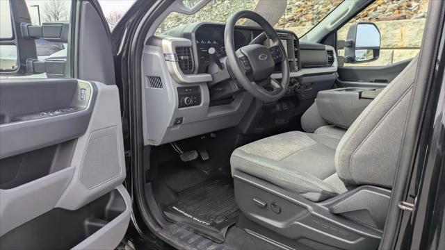 2024 Ford F-350 XLT