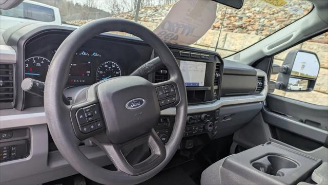 2024 Ford F-350 XLT