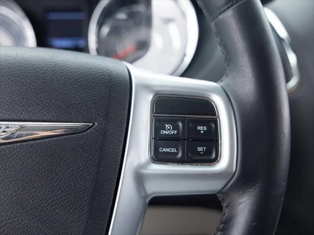 2013 Chrysler Town & Country Touring