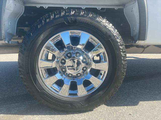 2024 Chevrolet Silverado 3500HD 4WD Crew Cab Long Bed Work Truck