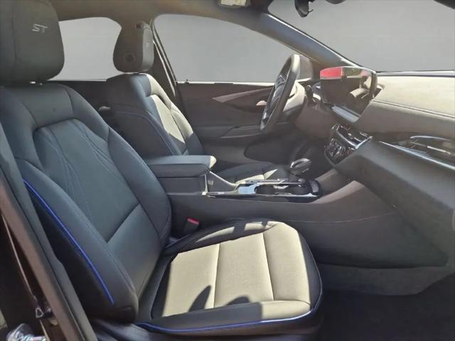 2026 Buick NV Sport Touring FWD