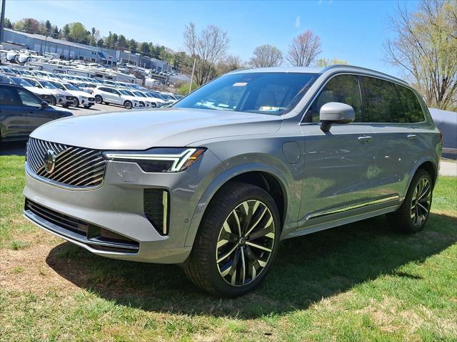 2026 Volvo XC90 Plug-In Hybrid Plus, T8 AWD, Electric/Gasoline, Bright, 7 Seats