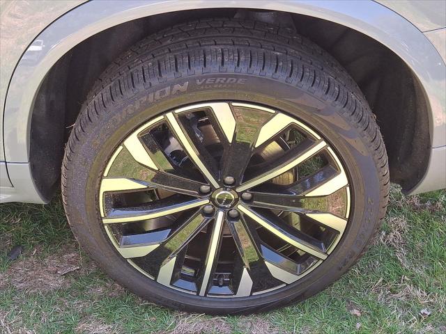2026 Volvo XC90 Plug-In Hybrid Plus, T8 AWD, Electric/Gasoline, Bright, 7 Seats