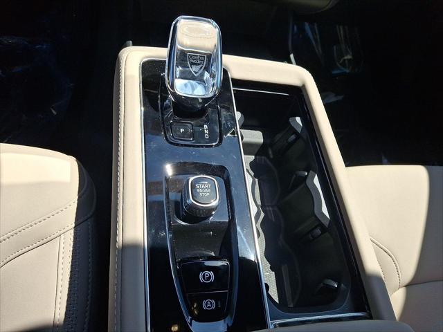 2026 Volvo XC90 Plug-In Hybrid Plus, T8 AWD, Electric/Gasoline, Bright, 7 Seats