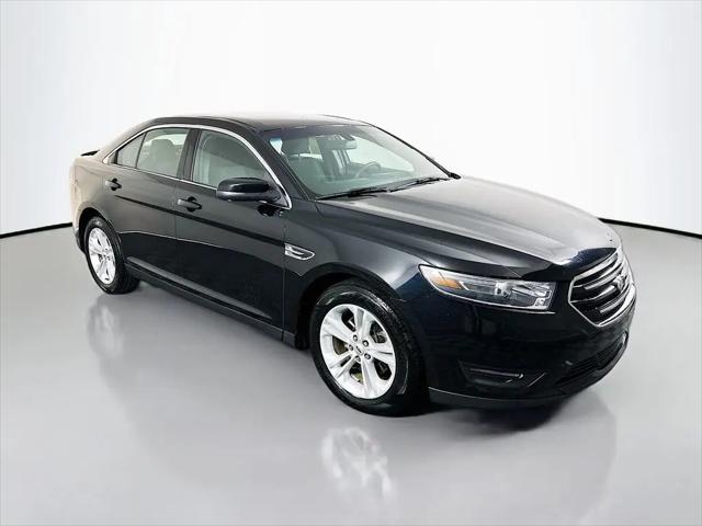 2018 Ford Taurus SEL for sale in Shiloh, IL