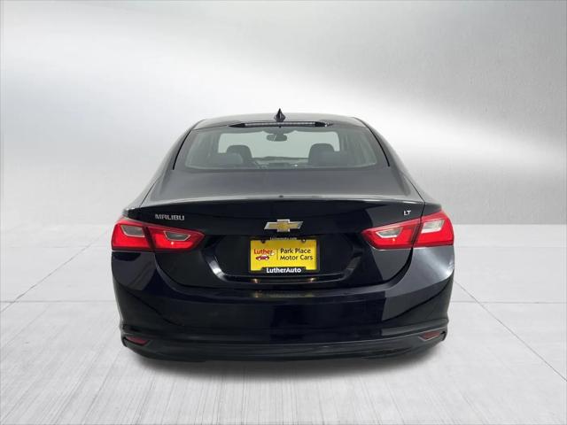2017 Chevrolet Malibu 1LT