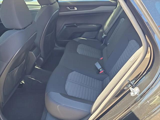 2026 Kia K5 LXS FWD