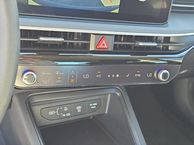 2026 Kia K5 LXS FWD