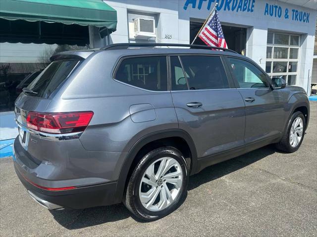 2022 Volkswagen Atlas 2.0T SE w/Technology