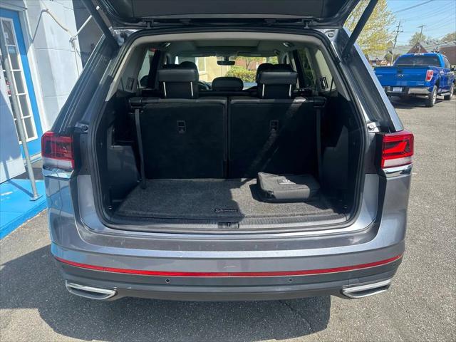 2022 Volkswagen Atlas 2.0T SE w/Technology