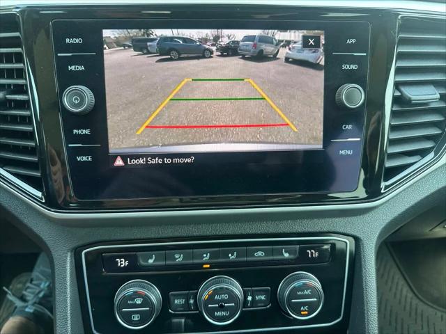 2022 Volkswagen Atlas 2.0T SE w/Technology