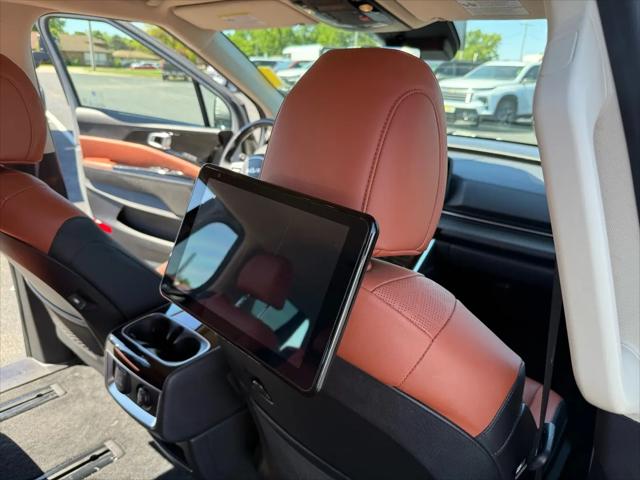 2024 Kia Carnival MPV SX