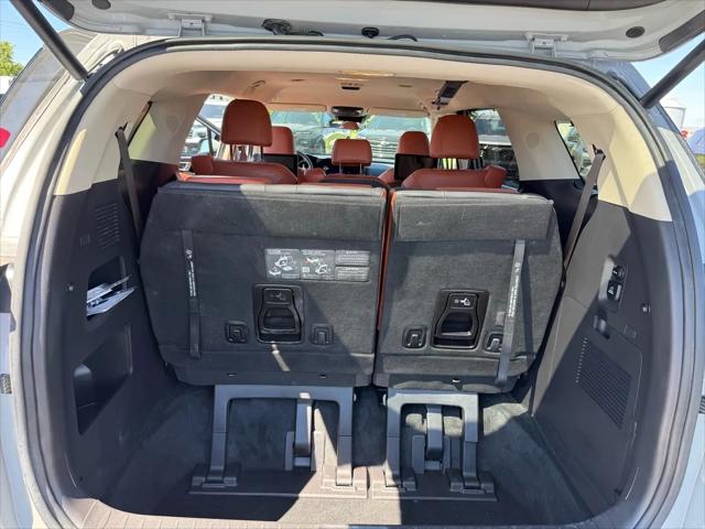 2024 Kia Carnival MPV SX