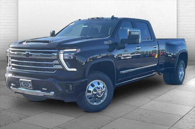2026 Chevrolet Silverado 3500HD Crew Cab, Long Bed, High Country Dual Rear Wheel, RWD