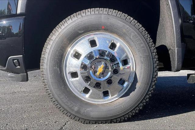 2026 Chevrolet Silverado 3500HD Crew Cab, Long Bed, High Country Dual Rear Wheel, RWD
