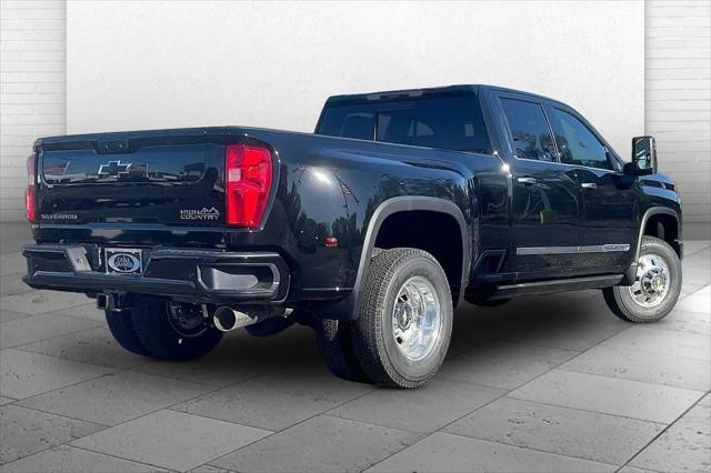 2026 Chevrolet Silverado 3500HD Crew Cab, Long Bed, High Country Dual Rear Wheel, RWD