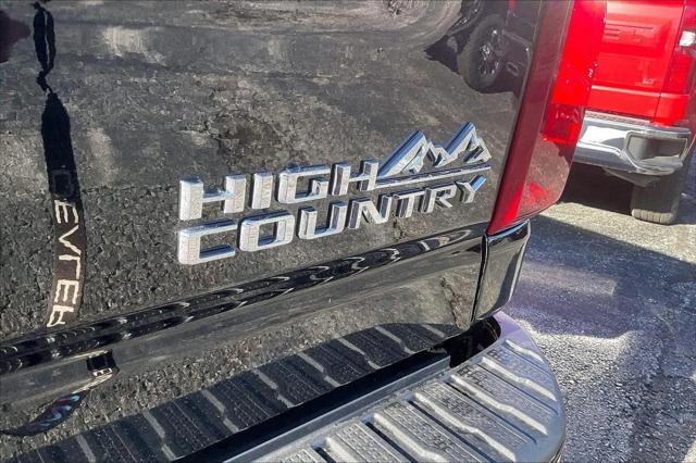 2026 Chevrolet Silverado 3500HD Crew Cab, Long Bed, High Country Dual Rear Wheel, RWD