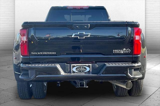 2026 Chevrolet Silverado 3500HD Crew Cab, Long Bed, High Country Dual Rear Wheel, RWD