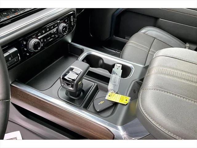 2024 Chevrolet Silverado 1500 4WD Crew Cab Short Bed High Country