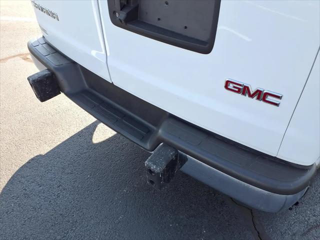 2023 GMC Savana 2500 Work Van