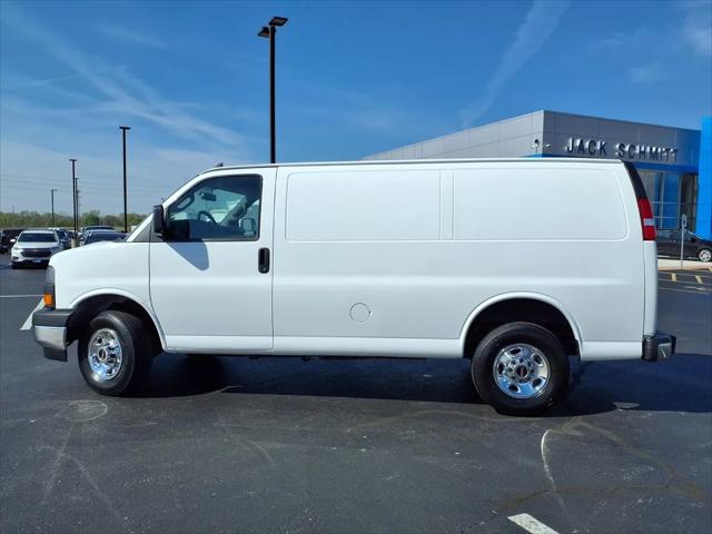 2023 GMC Savana 2500 Work Van