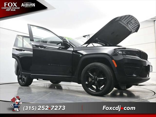 2023 Jeep Grand Cherokee Altitude 4x4