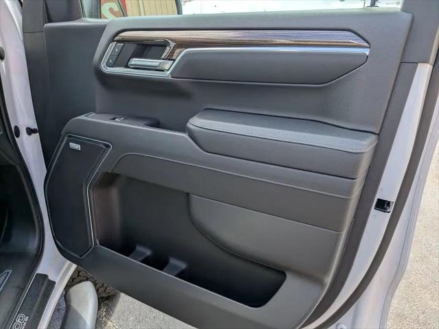 2023 Chevrolet Silverado 1500 4WD Crew Cab Short Bed RST