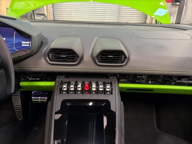 2024 Lamborghini Huracan Evo Spyder