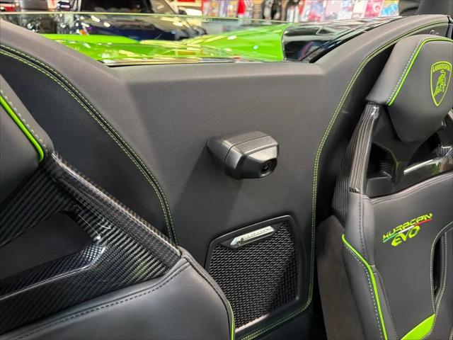 2024 Lamborghini Huracan Evo Spyder